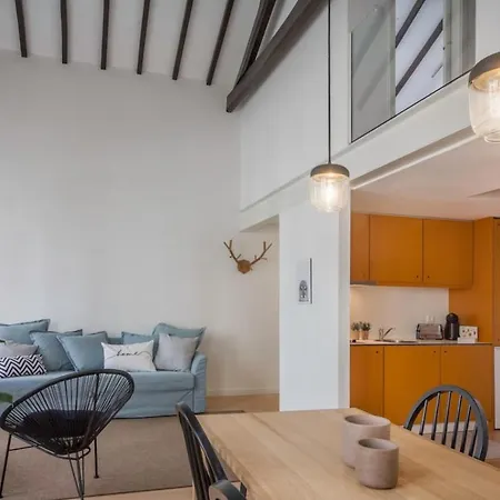 Apartamento Com Grandes Janelas, Perto Da Ponte D. Luis V Oporto