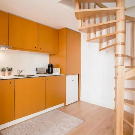Apartamento Com Grandes Janelas, Perto Da Ponte D. Luis V Appartamento